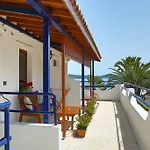 Hotel Uzhan 2*