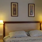 Hotel Uzhan