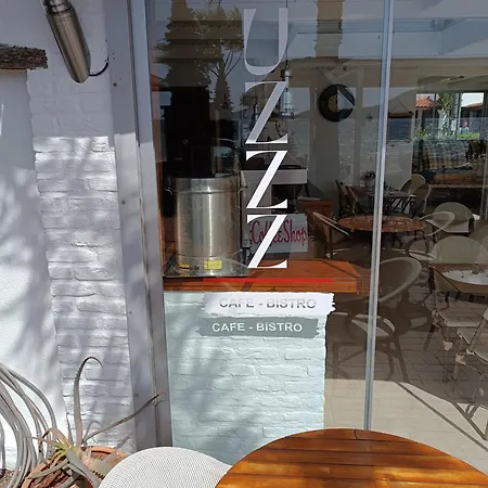 Hotel Uzhan