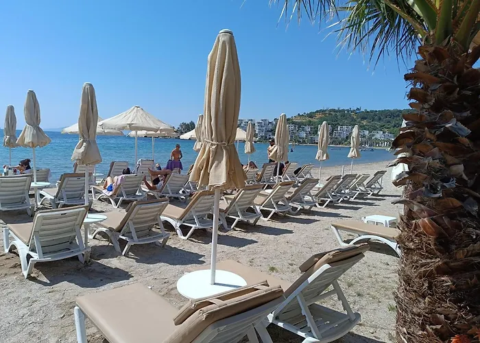 Uzhan Hotel